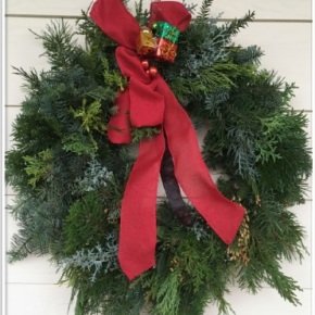 Garden Club Members Create Beautiful Wreaths for 2023!